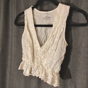 Urban Outfitters’ sleeveless cropped blouse